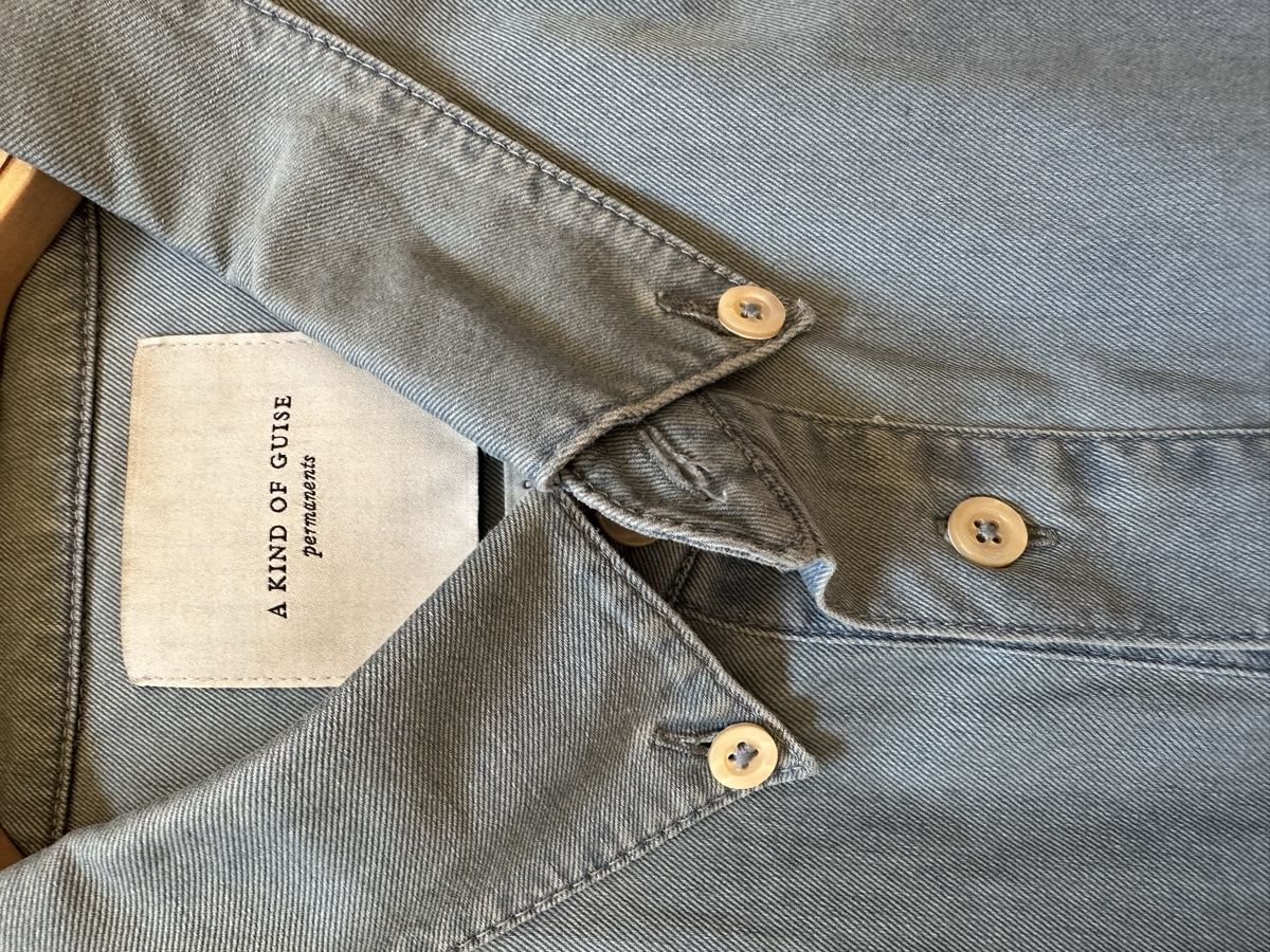 Camicie: A kind of guise – Nuovo (secondo la descrizione) da Pully venduto da tarra26 2