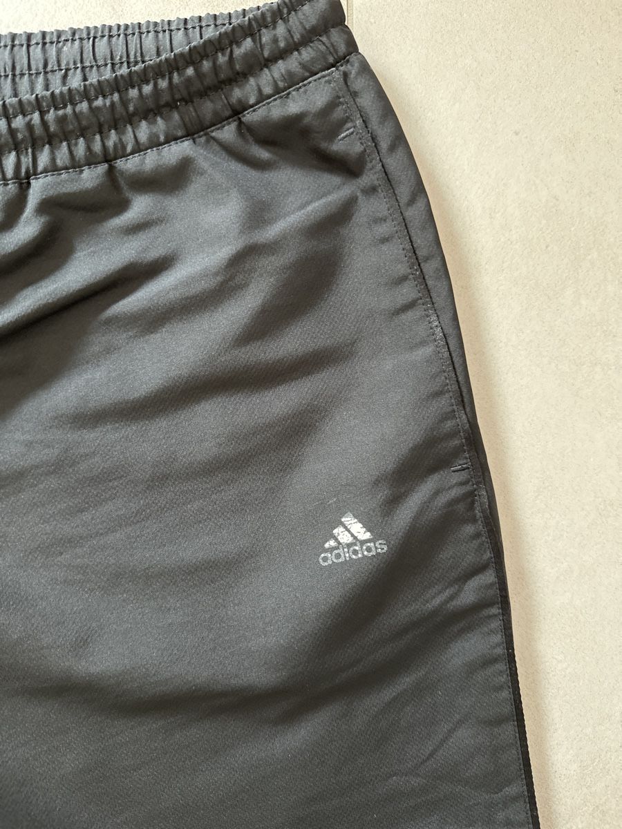 Adidas Hosen: Adidas Damen Hose schwarz, Grösse 44 – Gebraucht aus Zug von Hehe 1