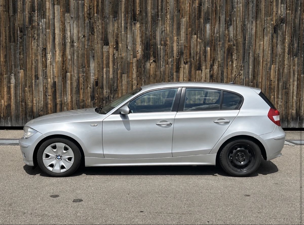 BMW Automobili: Bmw 120i | Frisch MFK | Ab CHF 1.- – Usato da Bern venduto da BalaAutoServiceGmbH 2
