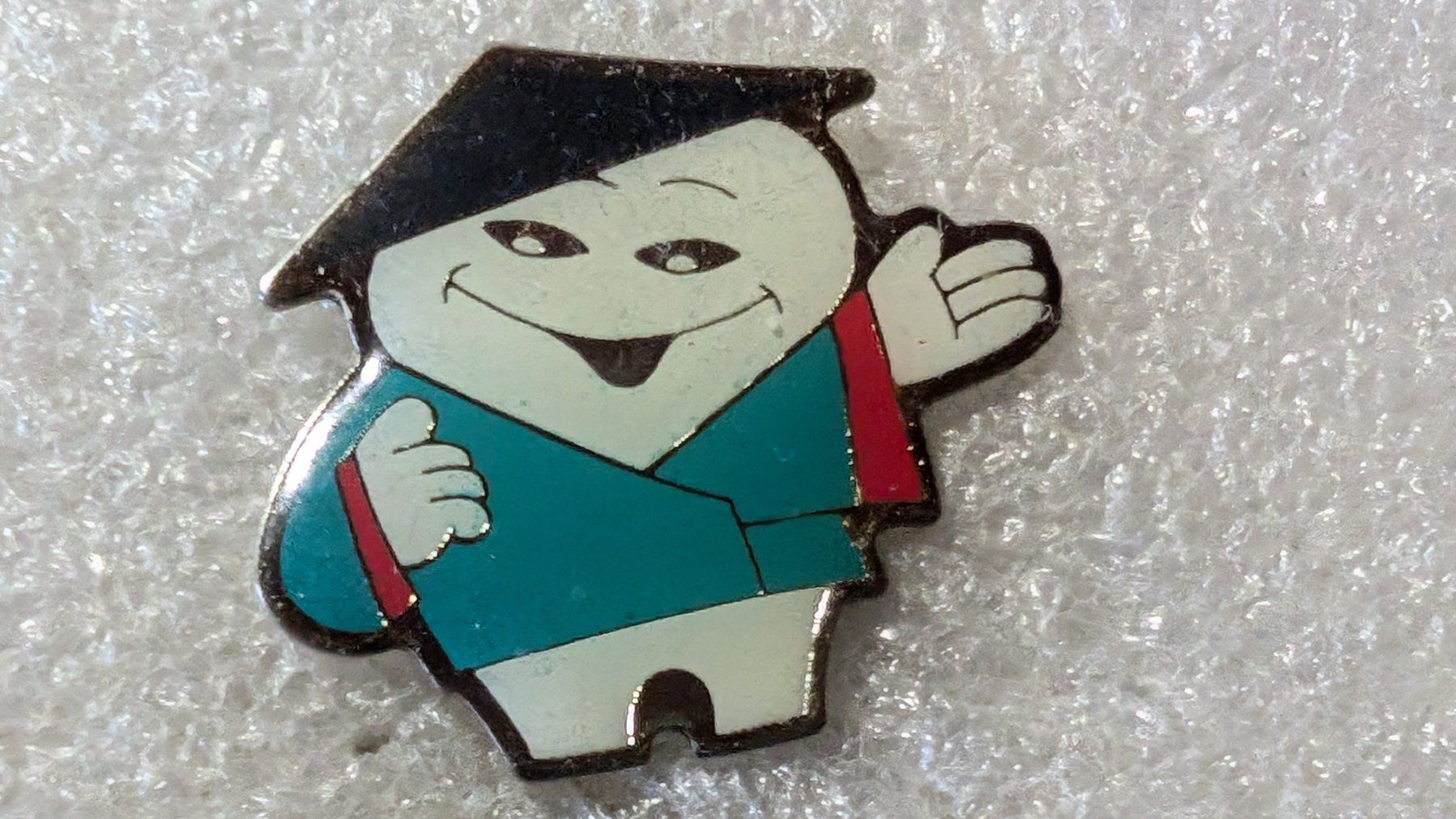 Placchette & Badge: Ansteckpin 226: Maga Bio – Usato da Oppligen venduto da Pin-Fall-Shop