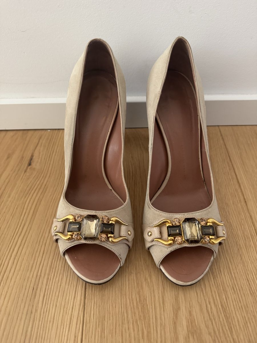 Zanotti Scarpe da donna: Giuseppe Zanotti embellished suede pumps – Usato da Paradiso venduto da Edith_store
