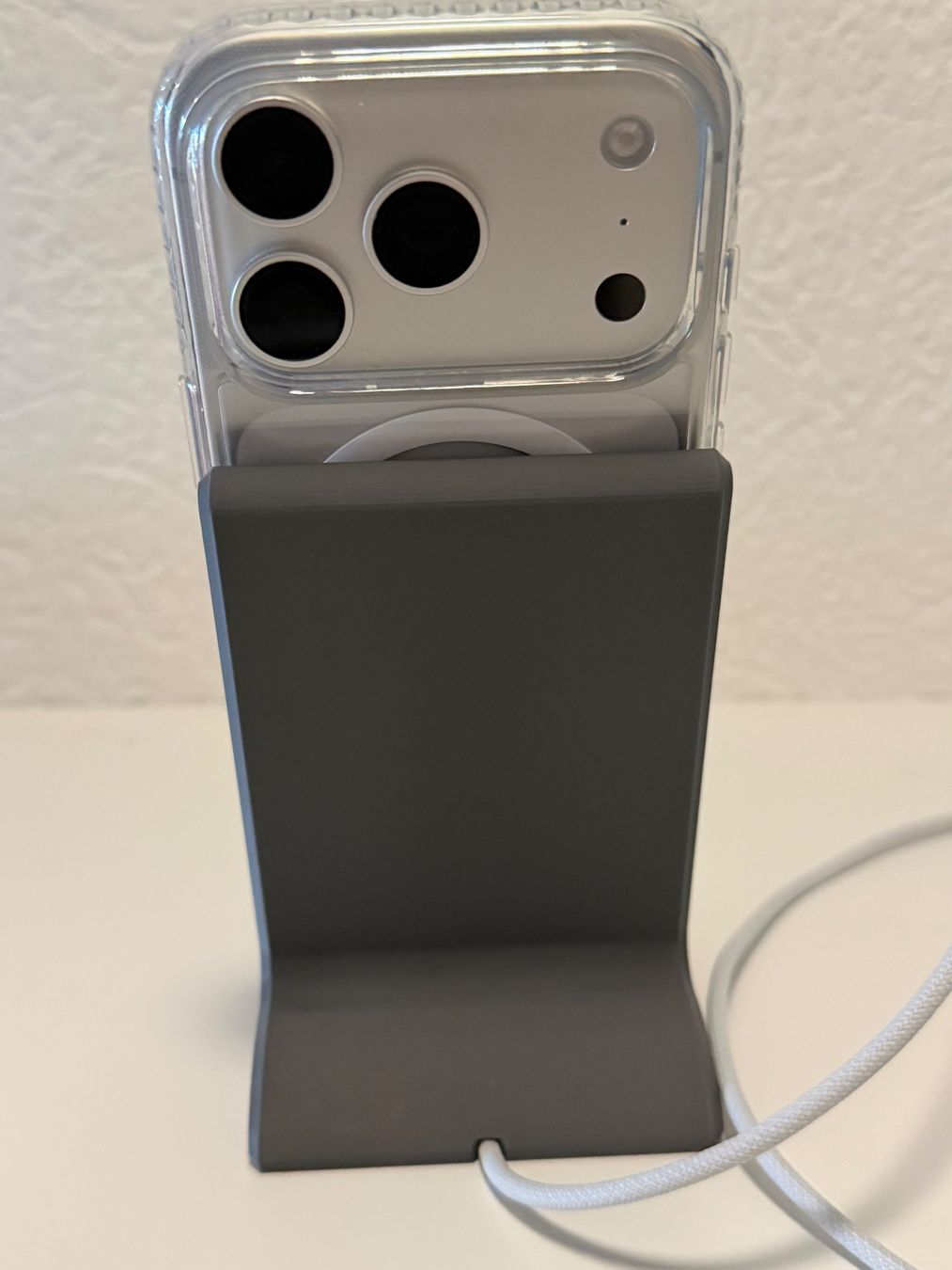 Docking station: Docking / Support pour iPhone ou autre smartphone – Nuovo (secondo la descrizione) da Ollon VD venduto da reefguard 2