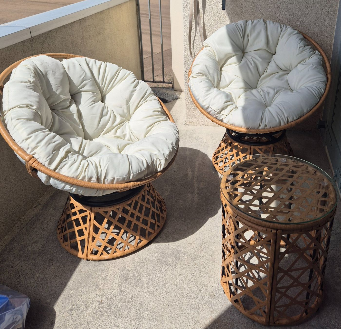 Set di tavolo e panche: Balkon/Gartenmöbel Set – Usato da Mellingen venduto da Loewe2006