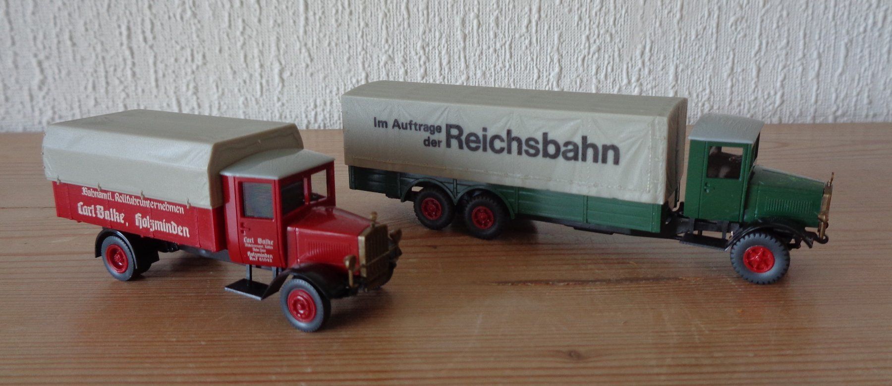 Roskopf Modelleisenbahnen: Roskopf, 2 LKWs, Serie Nostalgie, H0 – Neu (gemäss Beschreibung) aus Arbon von lyres