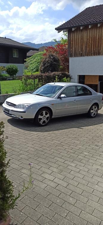 Ford Mondeo frisch ab MFK 30.4.2024