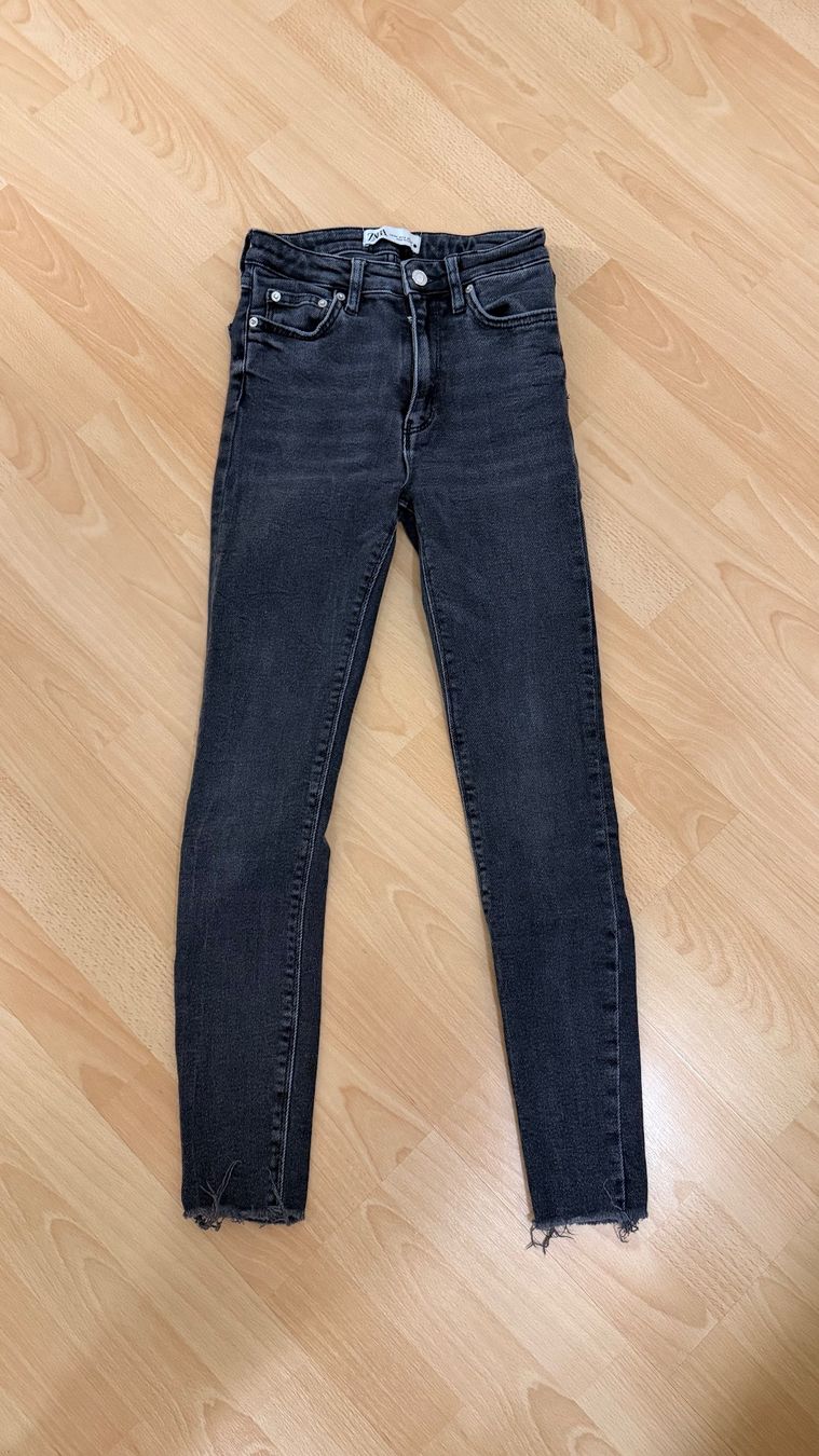 Jeans: skinny jeans – Usato da Dulliken venduto da krestik79