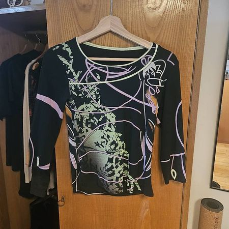 very special vintage shirt with cute details