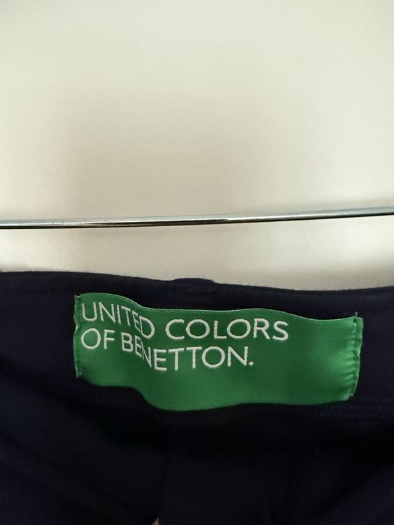 Benetton Pantalons: Benetton navy blue trousers size 38 – D'occasion à Prangins par ale_f88f 1