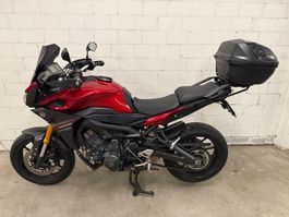 Motorrad Yamaha MT09 Tracer rot mit Givi Topcase gebraucht