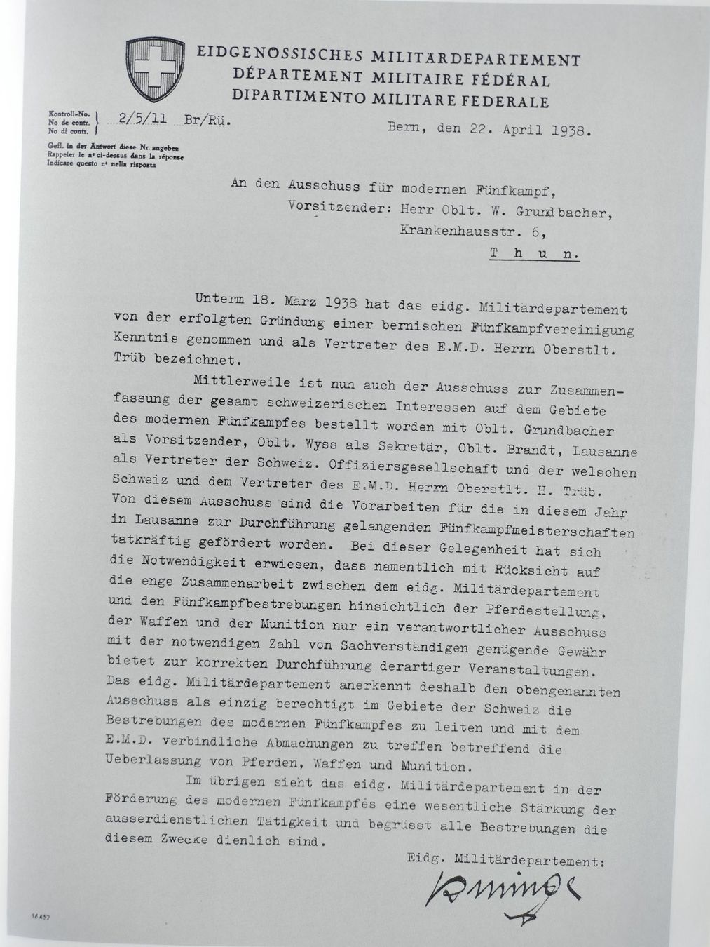 Bücher: Schweizer Armee Militär Buch von 1987 – Gebraucht aus Schwanden Sigrisw von len_9yqg 2