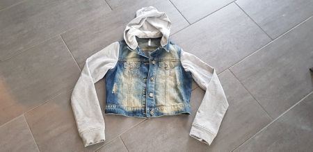 YOYO Jeans Jacke gr. XS-S (146-152)