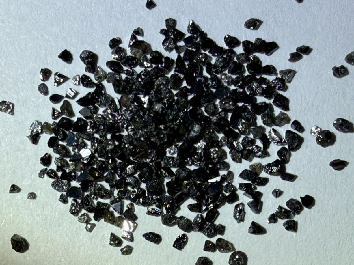 Pietre preziose: Schwarze Rohdiamanten 1 Ct – Nuovo (secondo la descrizione) da Lützelflüh-Goldb venduto da Elementis