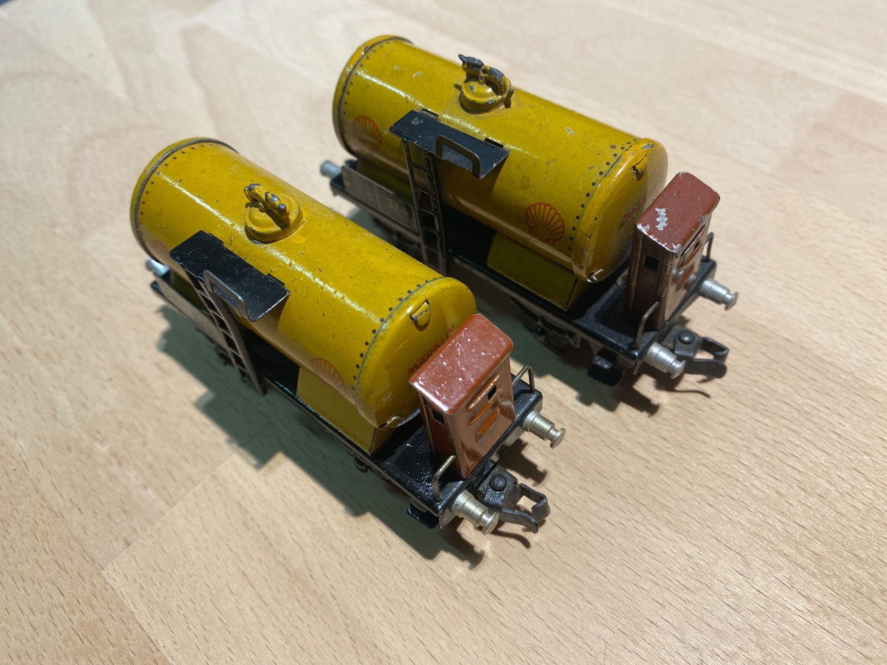 Märklin Trains électriques: MÄRKLIN SHELL - 374 – D'occasion à Stüsslingen par leo_nzh6 3