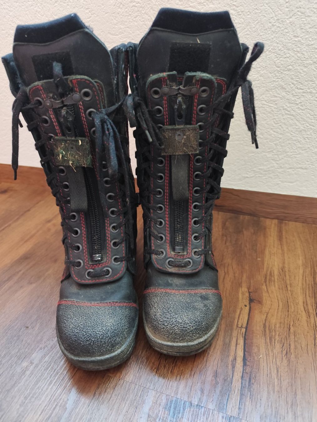 Scarpe da uomo: Feuerwehrstiefel Tornado – Usato da Erlinsbach SO venduto da Uloa1 1