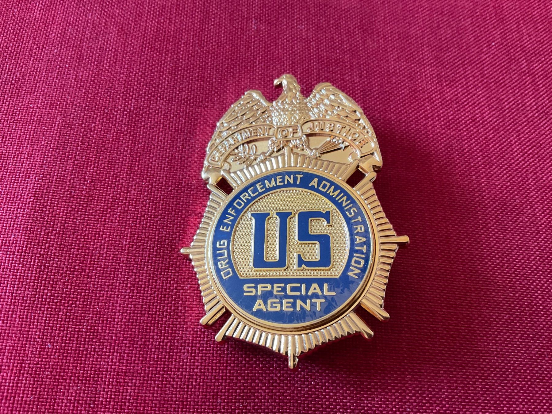 Placchette & Badge: U.S.A. Polizei 🇺🇸 Abzeichen Replik – Nuovo (secondo la descrizione) da Lugano venduto da Persepolis