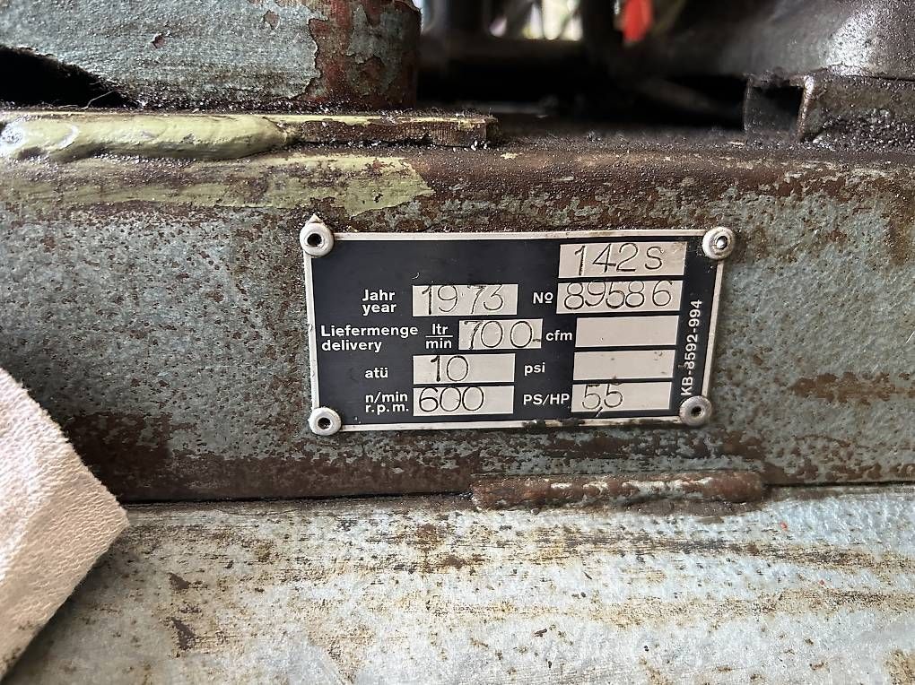 Compressori: Luft Kompressor ca. 300lt – Usato da Haldenstein venduto da albert94 3