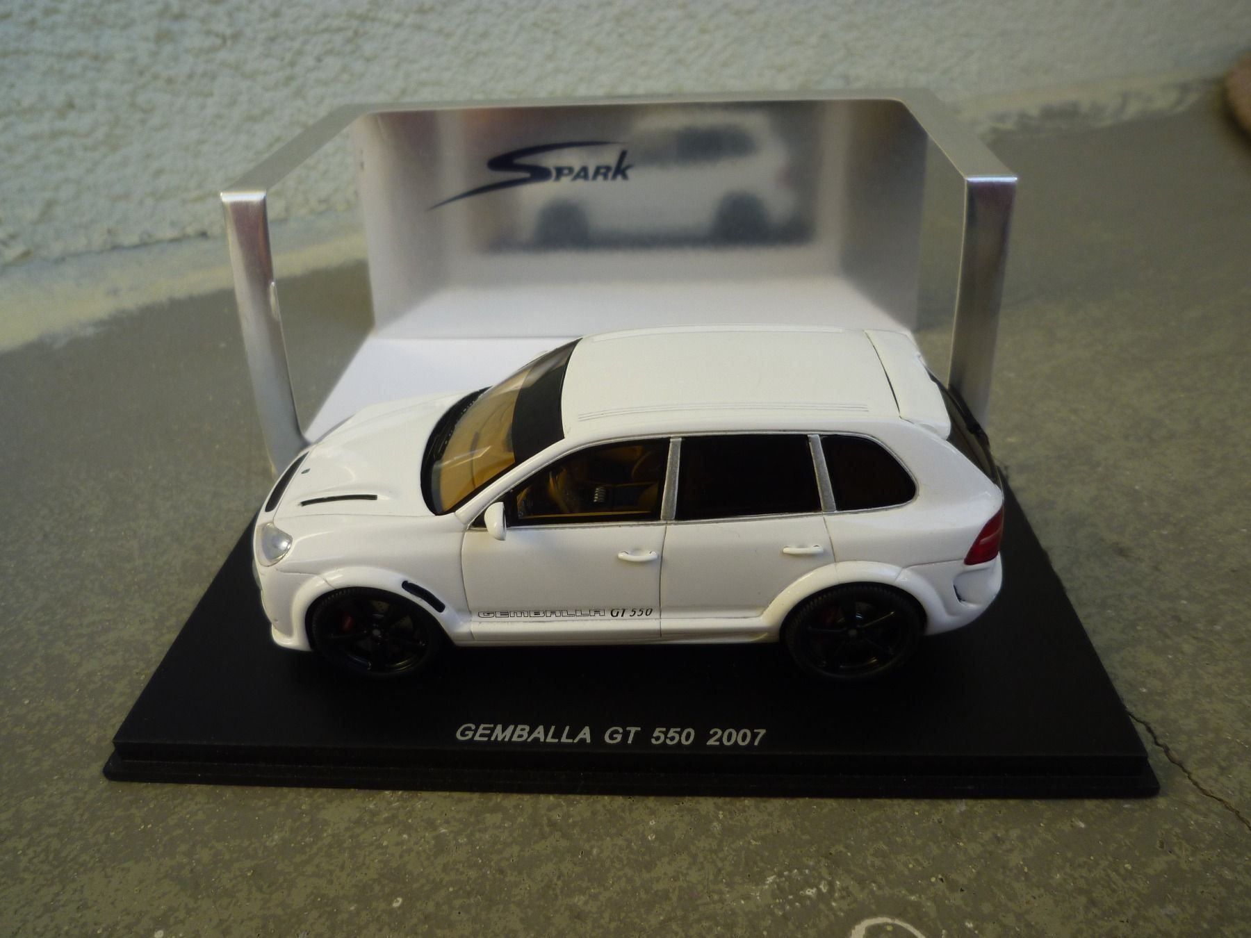 Modellini d'auto: Gemballa GT 550 (2007) – Nuovo e nell'imballaggio originale da Flawil venduto da Imperiosud 1