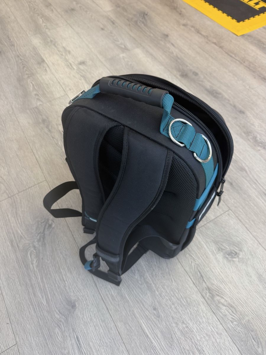 Makita Zaini: Makita sac à dos outils – Nuovo (secondo la descrizione) da Lausanne venduto da OFFICINA.shop 1