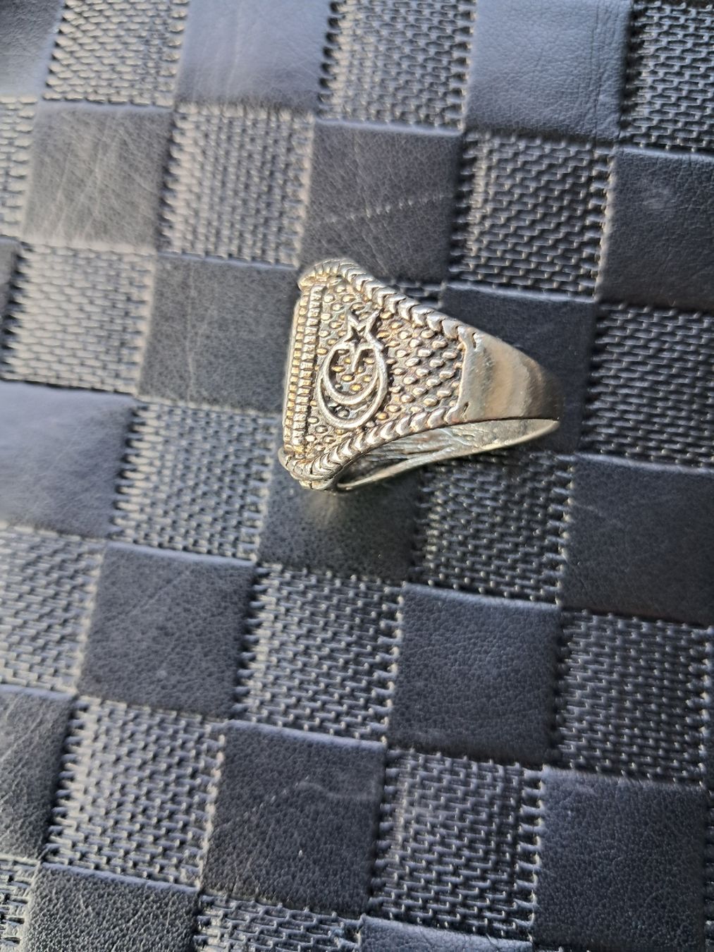 Anelli: Modeschmuck Ring, Silberlook, unisex – Nuovo e nell'imballaggio originale da Bassersdorf venduto da Hyri.i 2