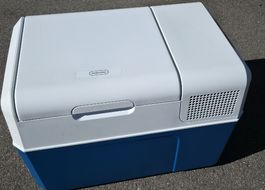 Mobicool Kühlbox 38 L weiss/blau sehr guter Zustand