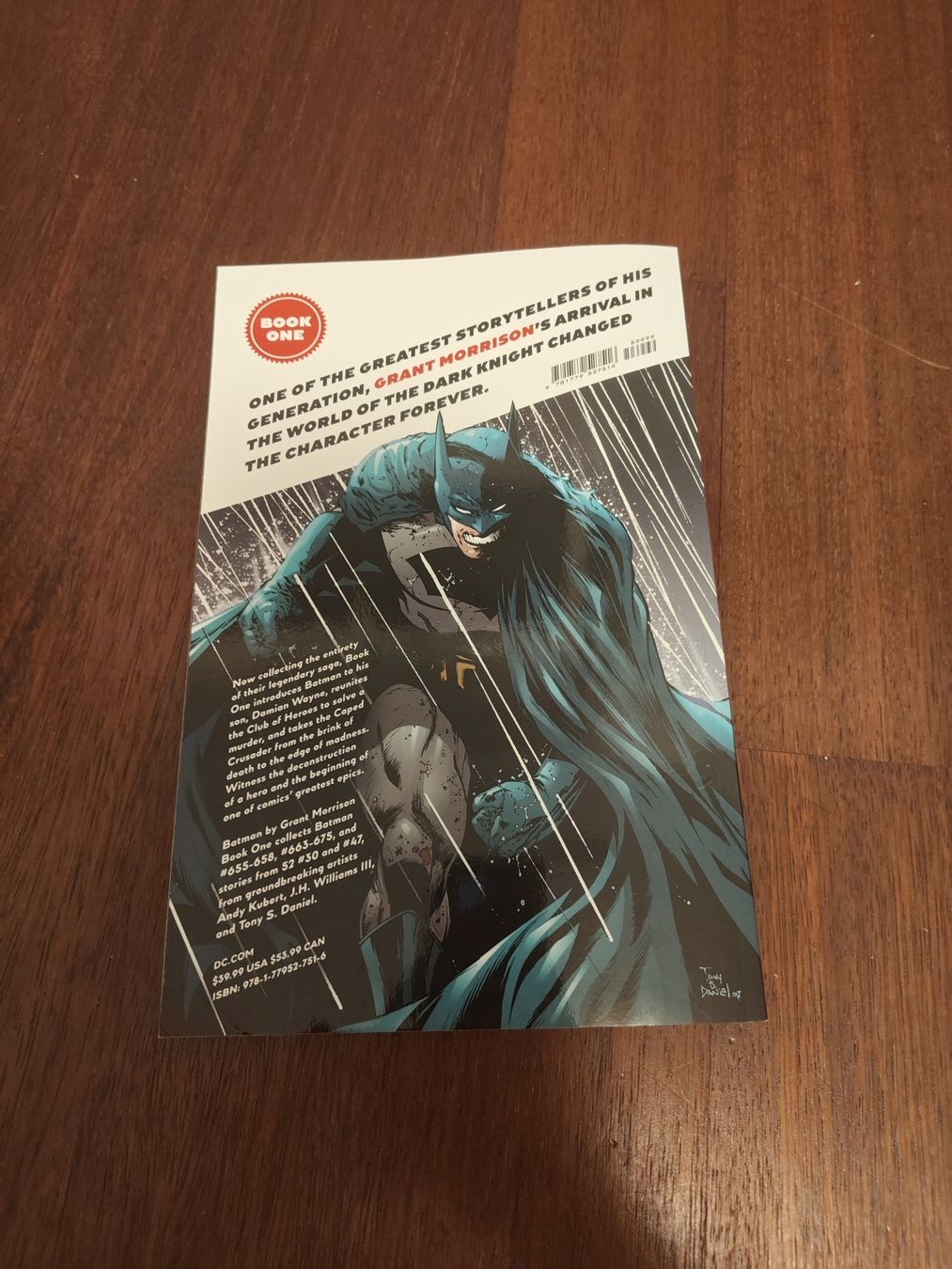 Fumetti: Batman Book One by Grant Morrison – Nuovo (secondo la descrizione) da Volketswil venduto da Skully9675 1
