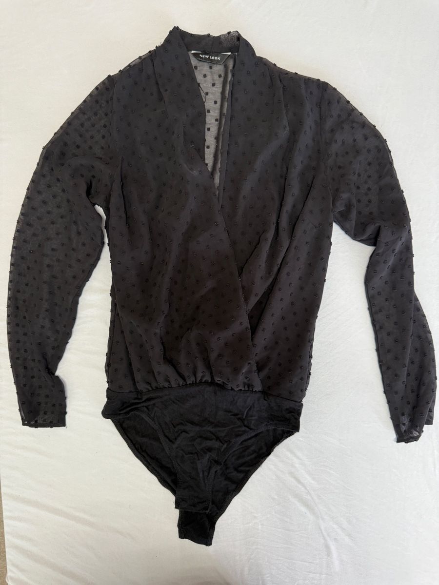 New Look Blusen: New Look Bluse Schwarz mit punkte Grösse 34  – Neu (gemäss Beschreibung) aus Winterthur von fij_f65r 1