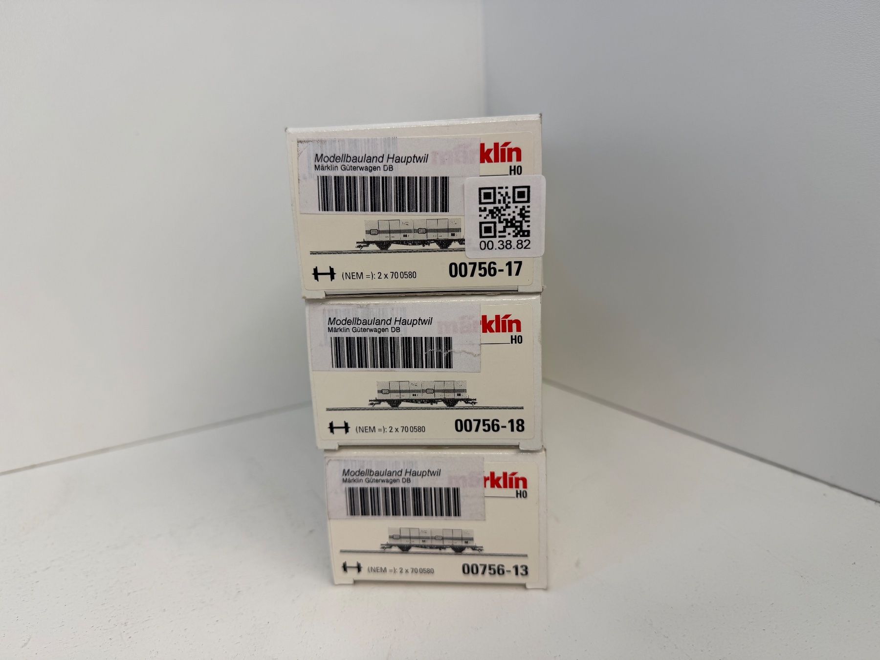 Märklin Modellini di ferrovie: Märklin Container Tragwagen  der DB – Usato da Büsserach venduto da ModellbahnDepot 7