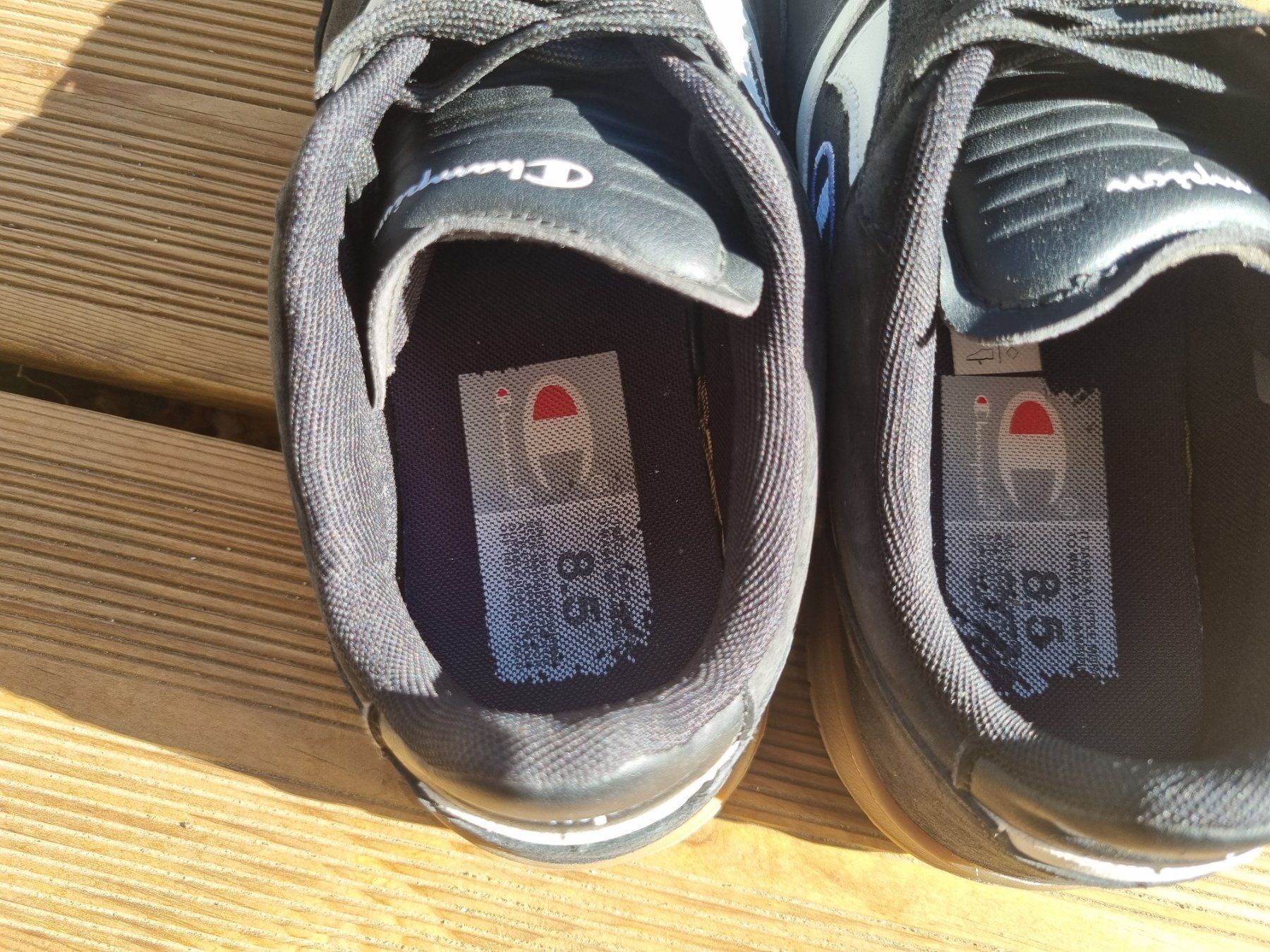 Champion Scarpe da uomo: Champion Sneaker low - black - 42 – Nuovo (secondo la descrizione) da Châtelaine venduto da watints 7