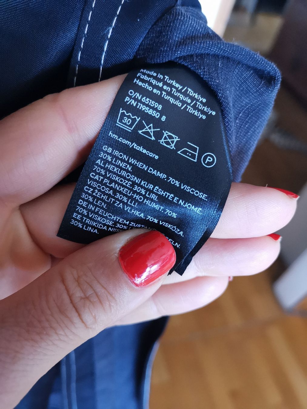 H&M Robes: Satin Viskose Leinen Hemdkleid H+M, neu – Neuf (Voir description) à Uerikon par pink_flamingo 6