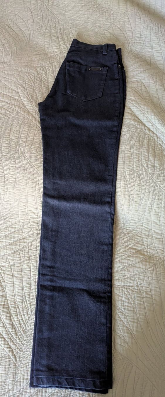Burberry Jeans: Jeans by Burberry, it 38 – Usato da Bern venduto da tym_k7bc 3