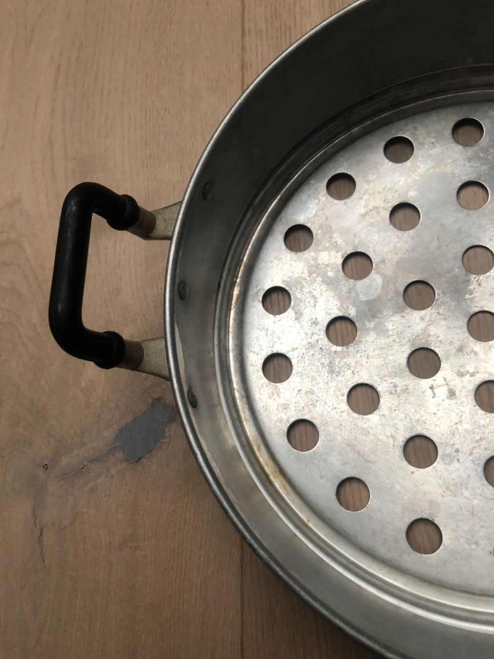 Küchengeräte: Altes  Abtropfsieb  Aluminium – Gebraucht aus Siebnen von Trans-Am 2