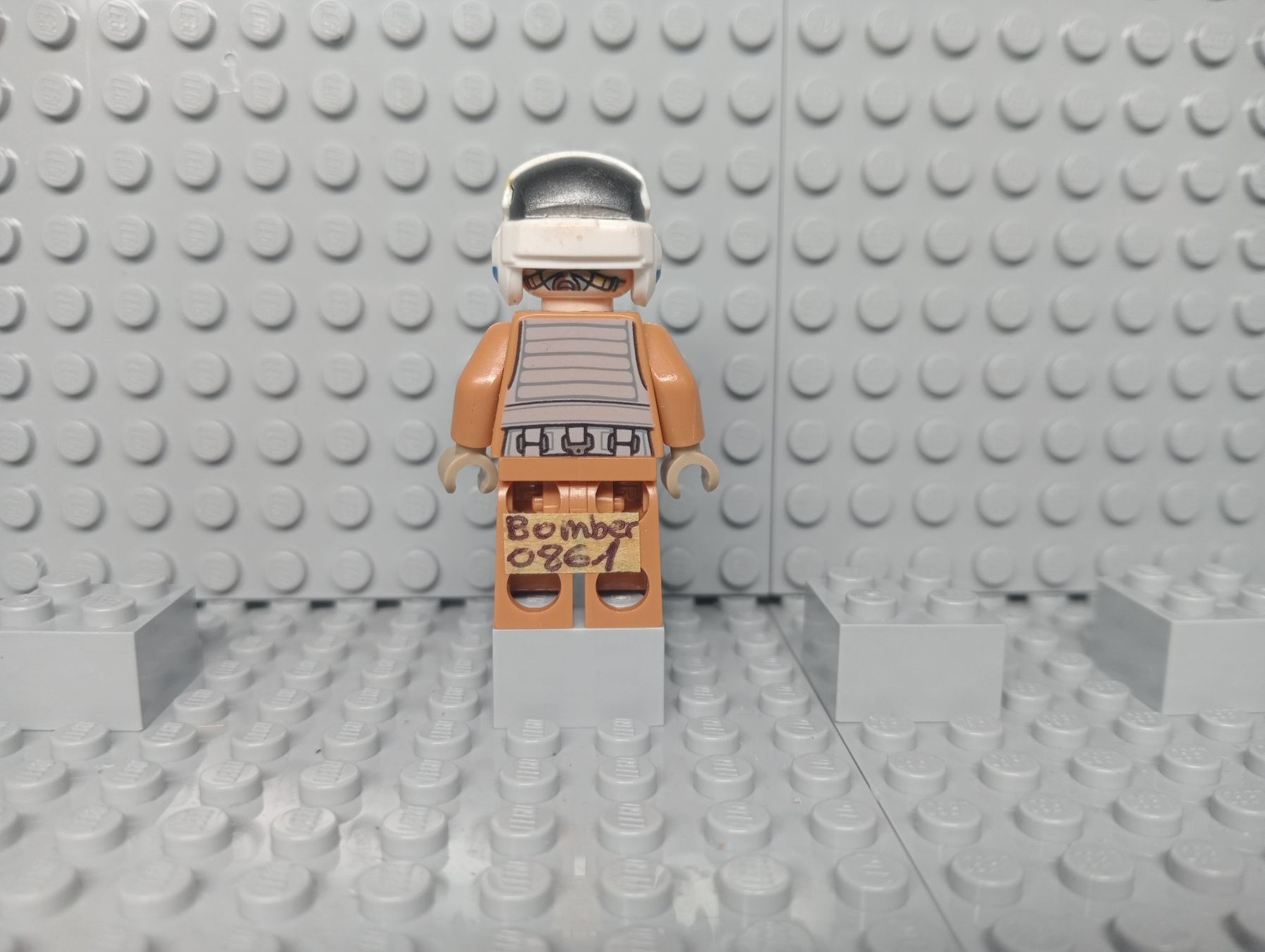 Lego Kit di costruzioni: Lego Star Wars -  Resistance Bomber Pilot – Nuovo (secondo la descrizione) da Arconciel venduto da breakout103 1