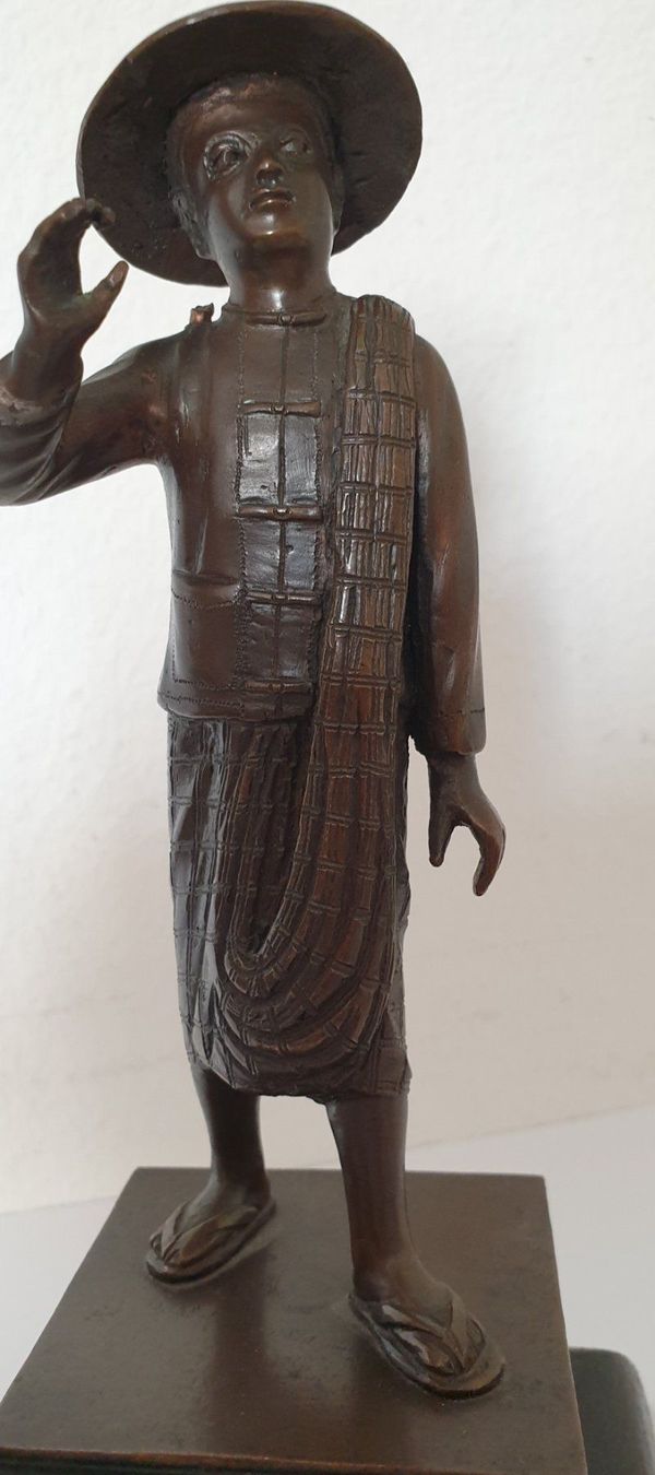 Figuren: Asiatische Bronze Figur – Gebraucht aus Emmen von Brockofsky 4