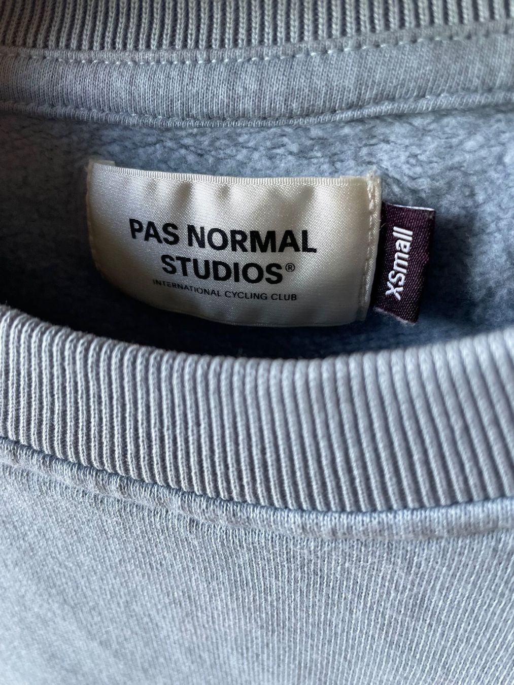 Pas Normal Studios Pullover & Sweatshirts: Pas Normal Studios Pullover – Neu (gemäss Beschreibung) aus Hüniken von fio_qb8b 2