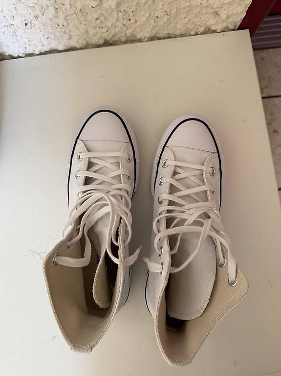 Scarpe da uomo: Converse Weiss Grösse 39 – Usato da Winkel venduto da jbuchwalder17 2