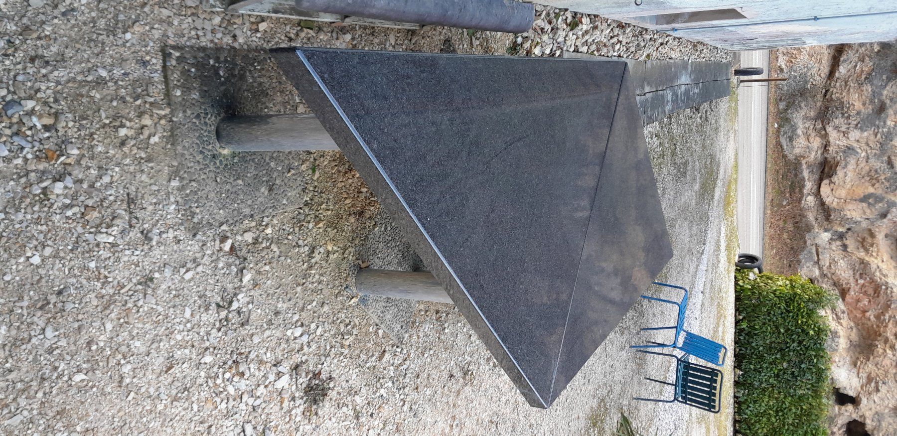 Tavoli: Gartentisch Granit 2 Stück – Usato da Liesberg venduto da Ragged 2
