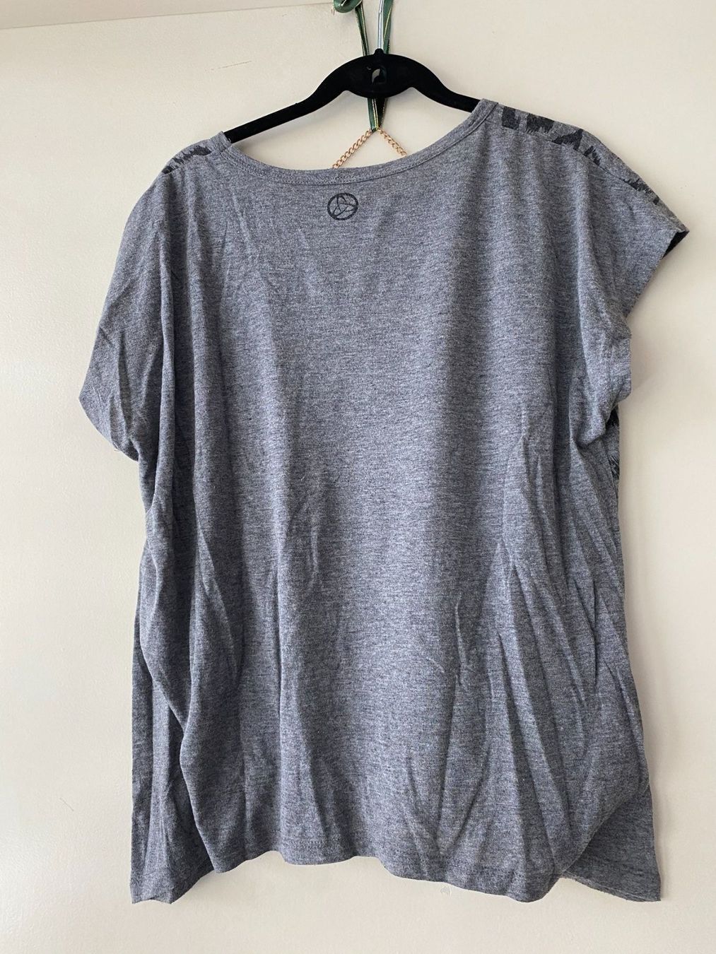 T-shirt: orb T-Shirt – Usato da Bern venduto da jbern3012 2