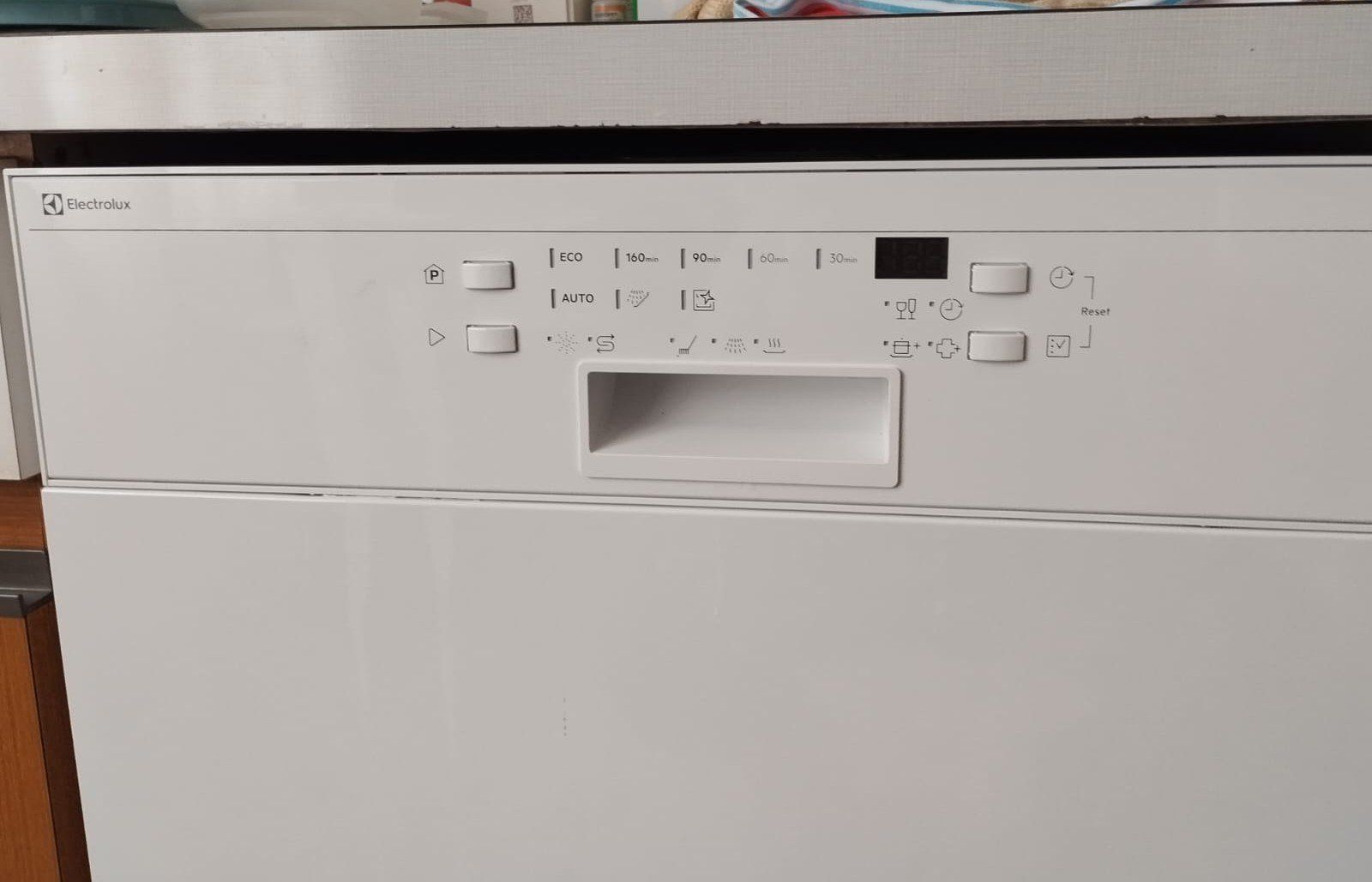 Electrolux Lavastoviglie: Lavastoviglie ELECTROLUX 55 – Usato da Arosio venduto da yaya62 2