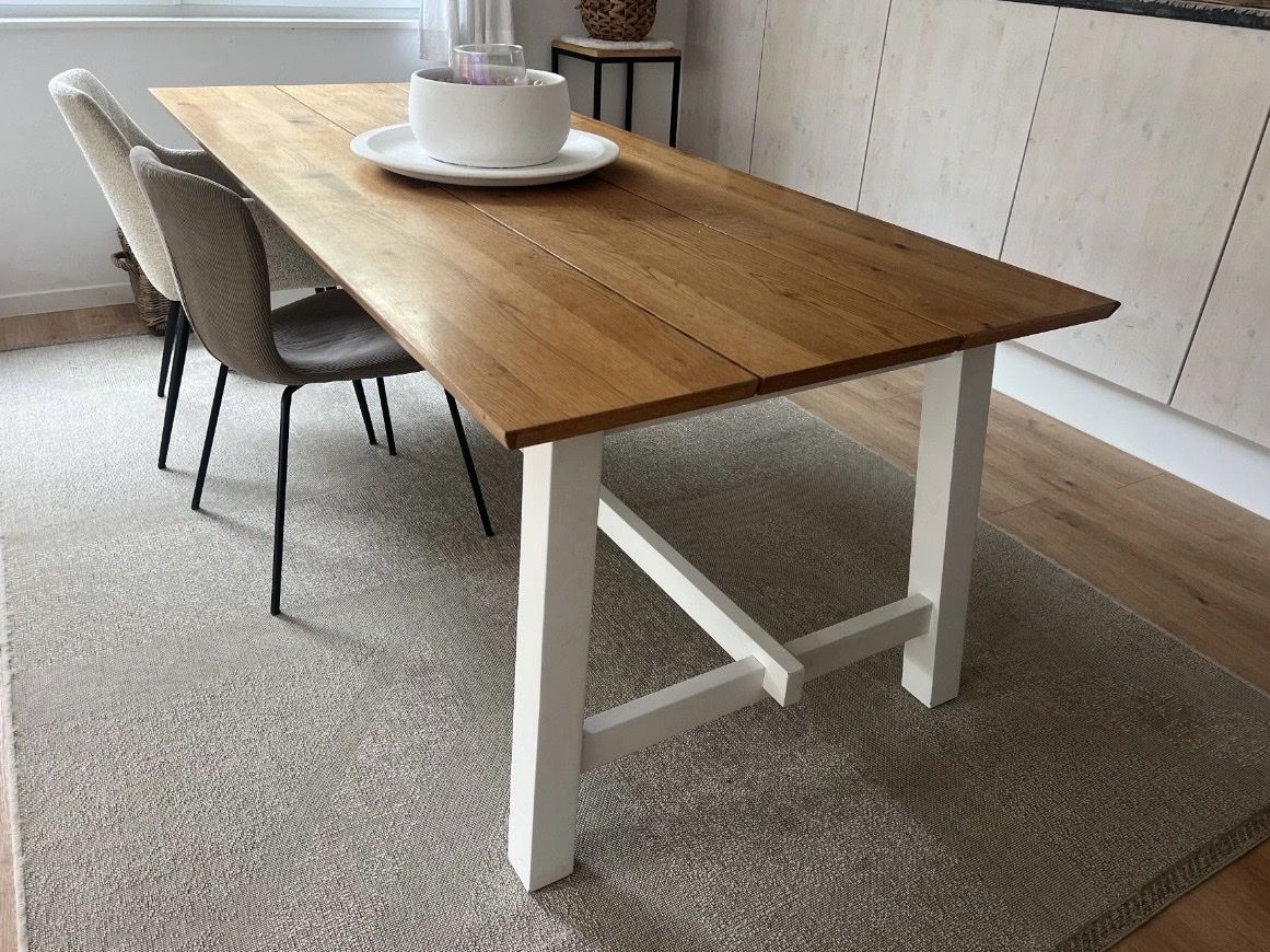 Tavoli: Wooden Table – Usato da Zürich venduto da pie_72bl 3