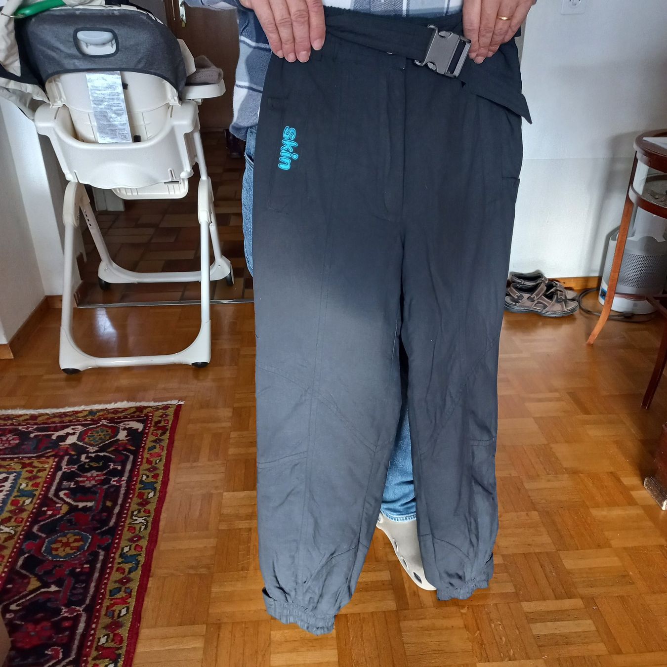Pantaloni: Beau pantalon de ski noir, 40 – Usato da Jongny venduto da dve_7nbz