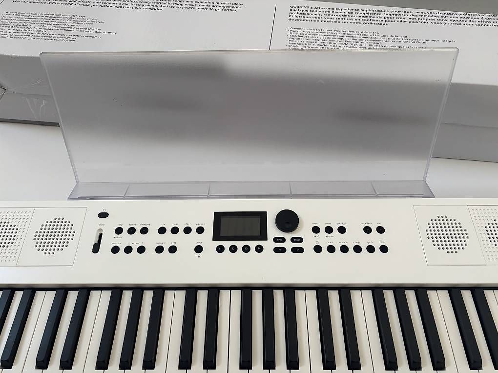 Roland Musikinstrumente: Roland Go:Keys 5 mit Notenständer – Neu (gemäss Beschreibung) aus Walliswil b.Wangen von Tline70 2