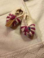 BABY SCHUHE,WEISS-ROSA,HANDGEMACHT