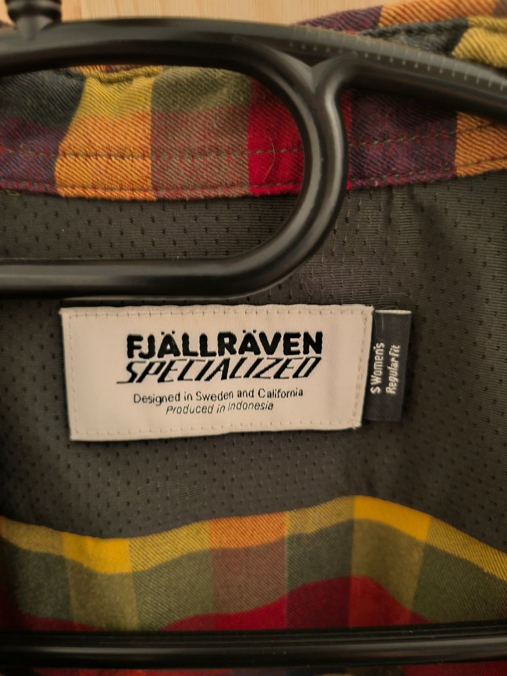 Fjällräven Camicette: Fjällräven Karierter Hemd Damen Grösse S – Nuovo (secondo la descrizione) da Muri AG venduto da SunkeNagi 1