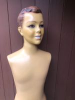 Vintage Junior Schaufensterpuppe mit Holzständer / Rarität