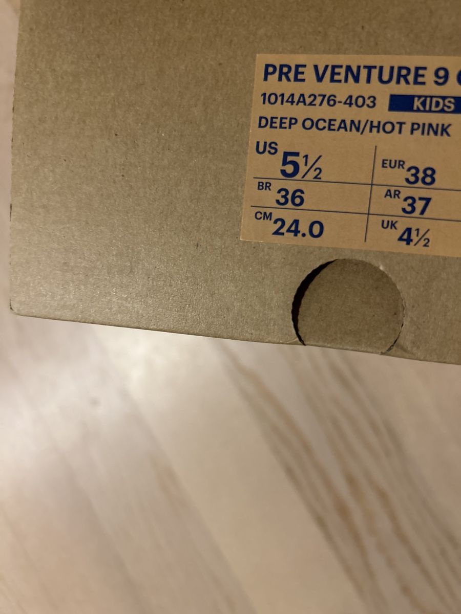 Asics Scarpe per ragazze: ASICS Schuhe 38 Kids Neu – Nuovo e nell'imballaggio originale da Muri AG venduto da Mkikus 5