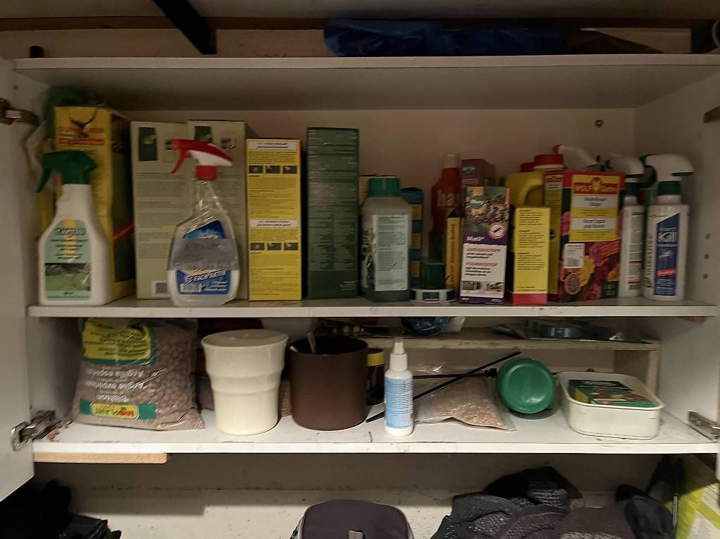 Tutti gli attrezzi: Diverse Gartengeräte gratis oder günstig abzugeben  – Usato da Grabs venduto da kaleks 1