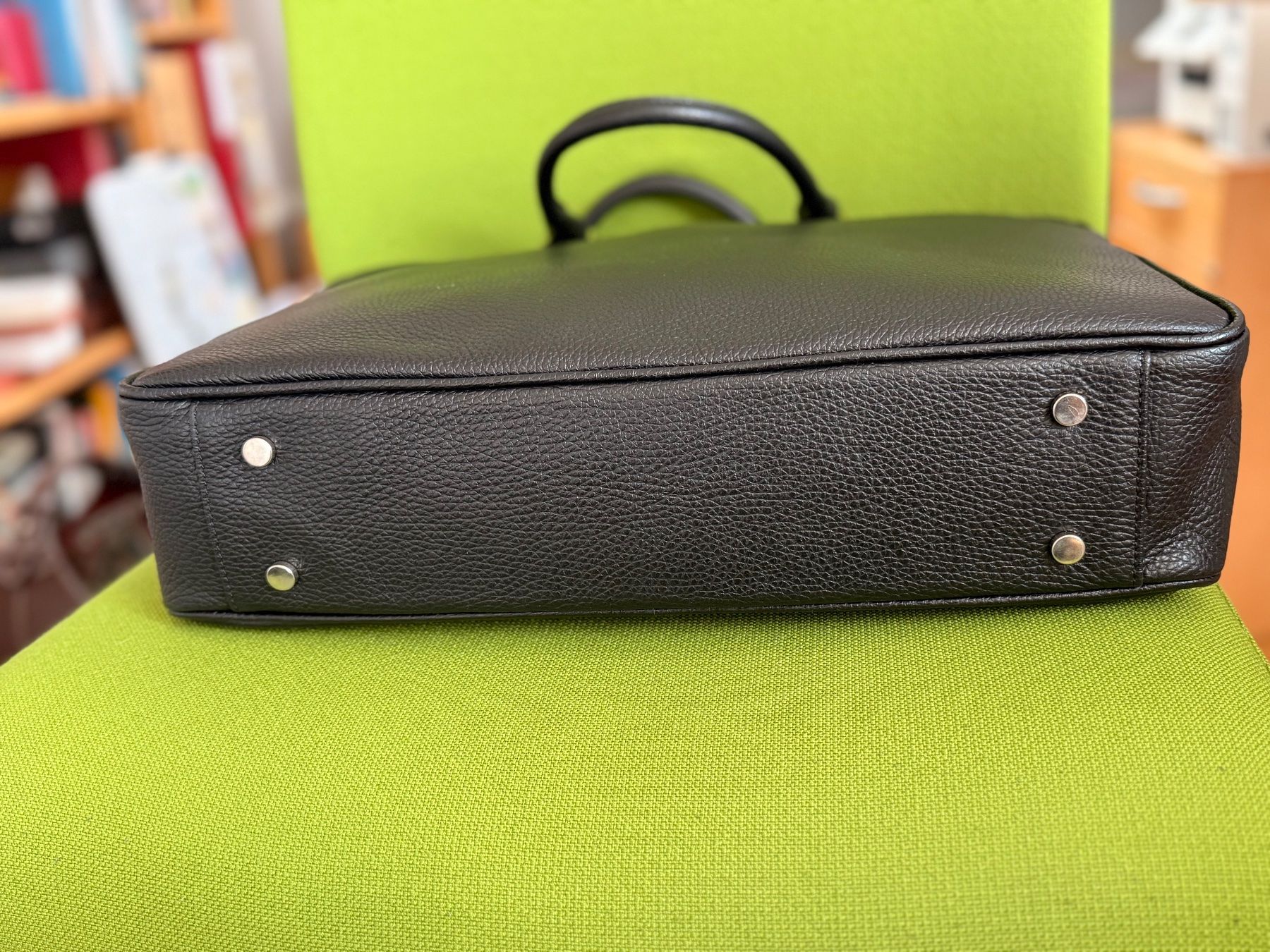 Taschen: Businesstasche Laptoptasche SEP – Neu und originalverpackt aus Frauenfeld von Scleo 2