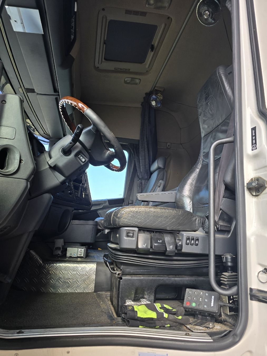 Scania Lastwagen: Scania R560 – Gebraucht aus Full-Reuenthal von swissthunder 3