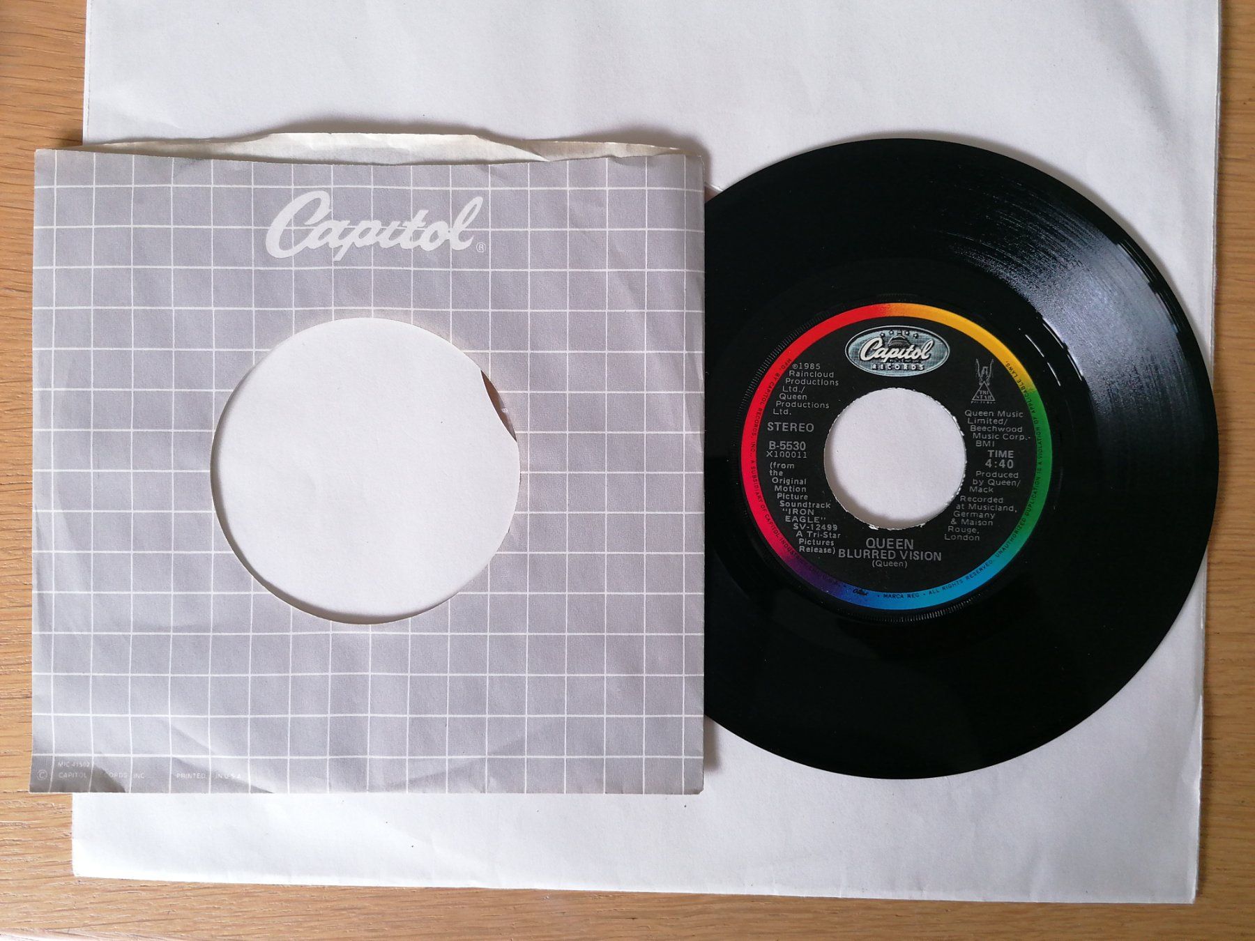 Schallplatten: Queen --  One Vision / Blurred Vision 7 Zoll – Gebraucht aus Beinwil am See von Funkthesizer 1