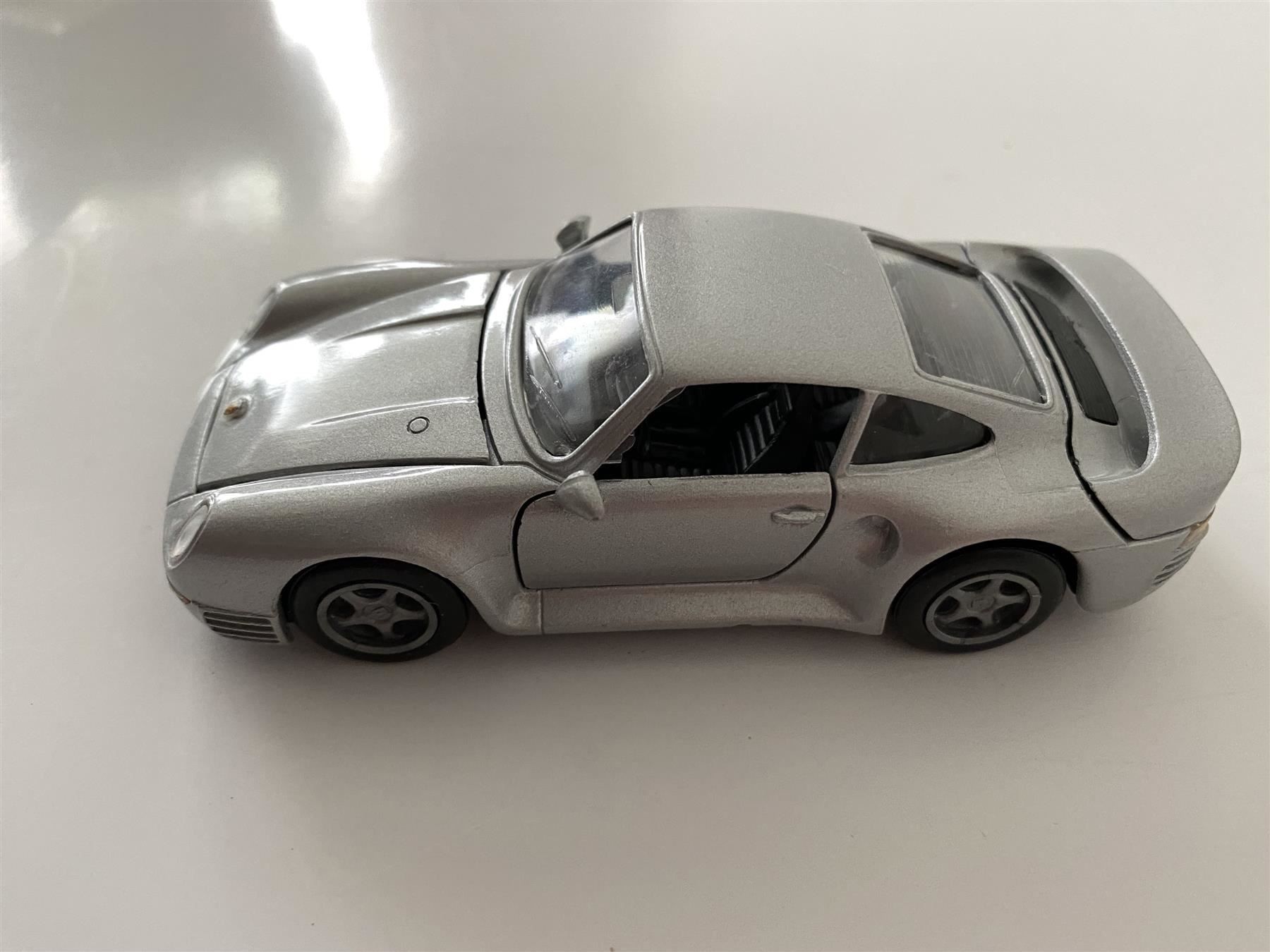 Porsche Modellini d'auto: Porsche 959 1-43 silber NZG BRD OVP – Nuovo e nell'imballaggio originale da Stäfa venduto da elcondor245